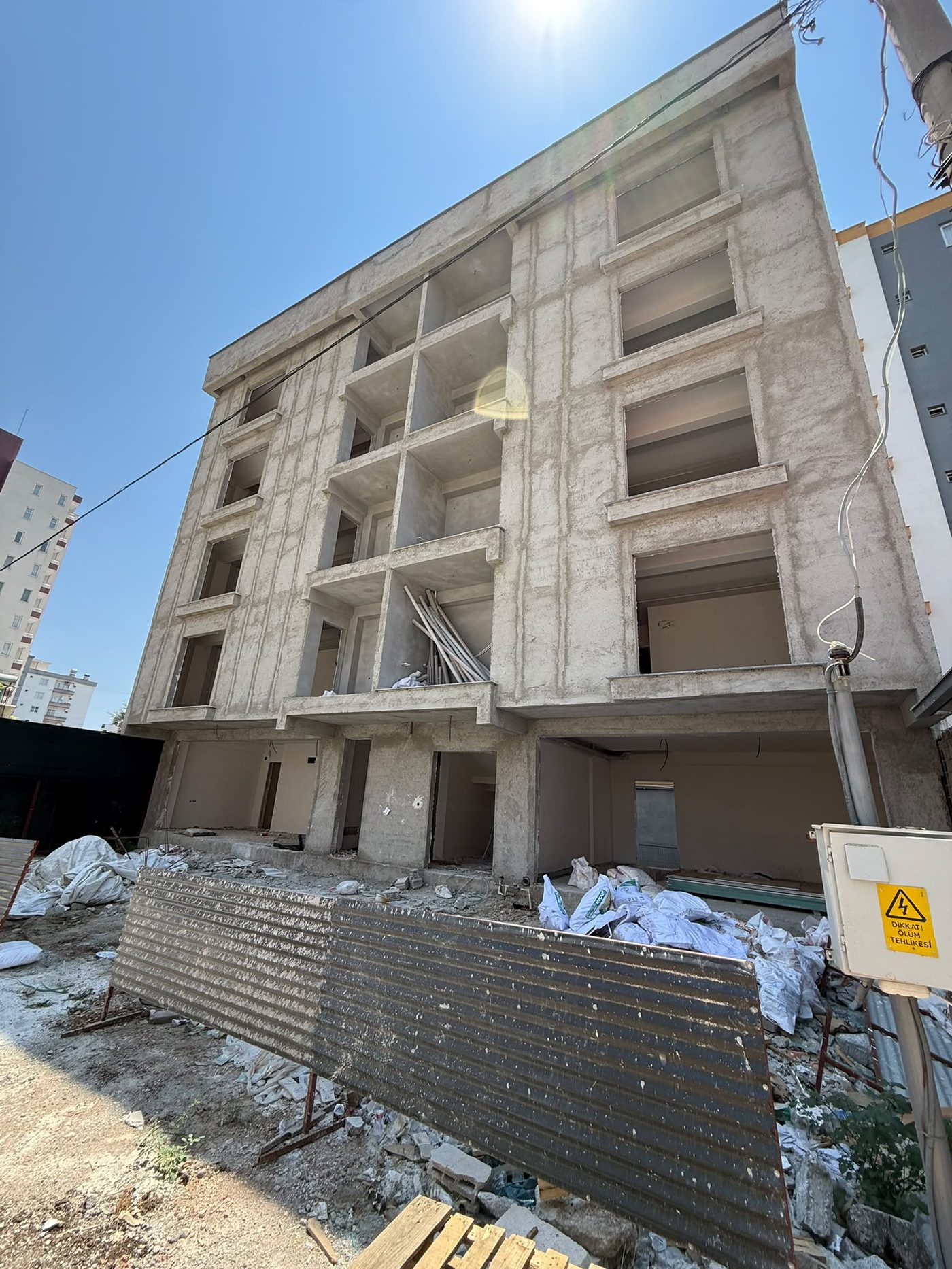 Koyuncu Mahallesi projesi — kaba inşaat aşaması, farklı açı
